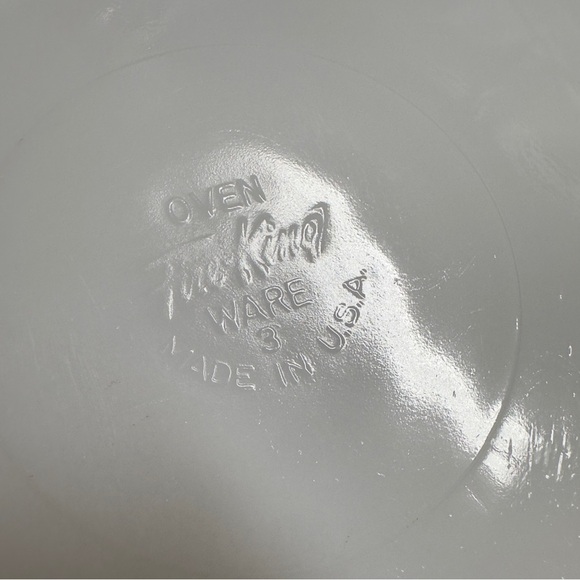 Vintage FireKing Ovenware Gold Rimmed Divided Serving Dish Milk glass Trinket - Picture 5 of 5